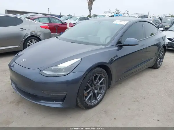 5YJ3E1EB5MF000999 2021 TESLA MODEL 3 - Image 2