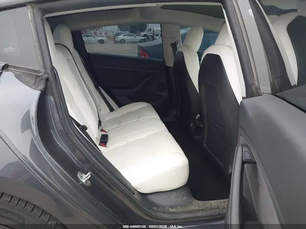5YJ3E1EB5MF000999 2021 TESLA MODEL 3 - Image 8