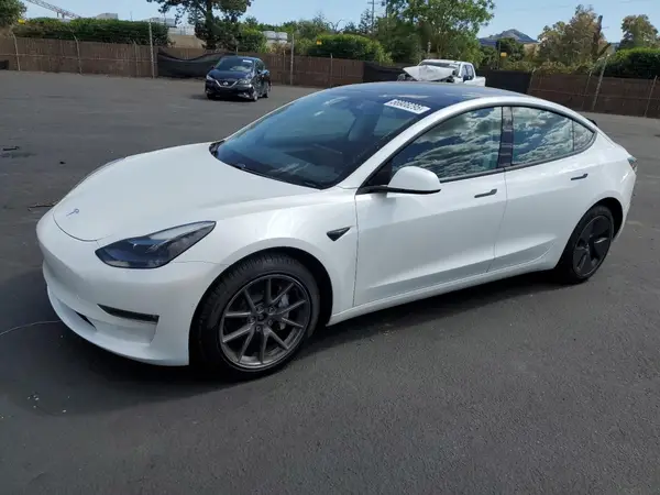 5YJ3E1EB5MF004003 2021 TESLA MODEL 3 - Image 1