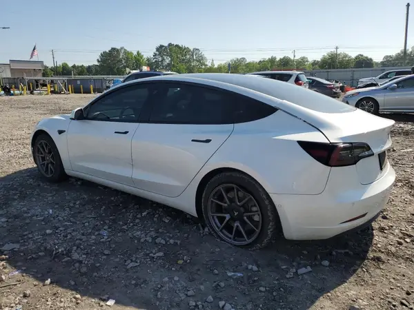 5YJ3E1EB5MF019634 2021 TESLA MODEL 3 - Image 2