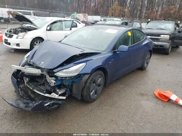 5YJ3E1EB5MF028236 2021 TESLA MODEL 3 - Image 2