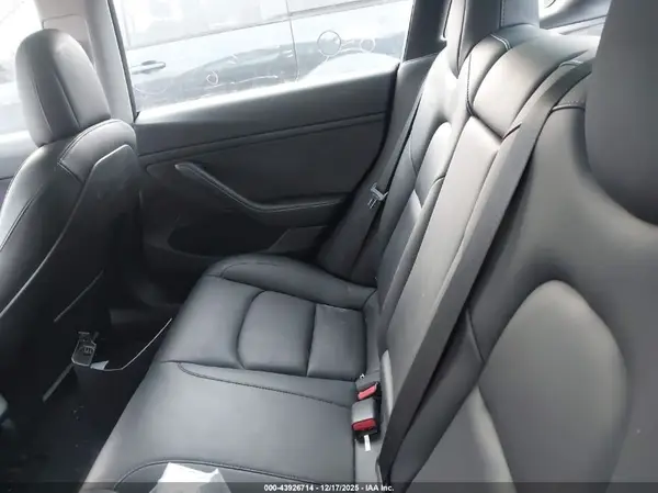 5YJ3E1EB5MF044548 2021 TESLA MODEL 3 - Image 8