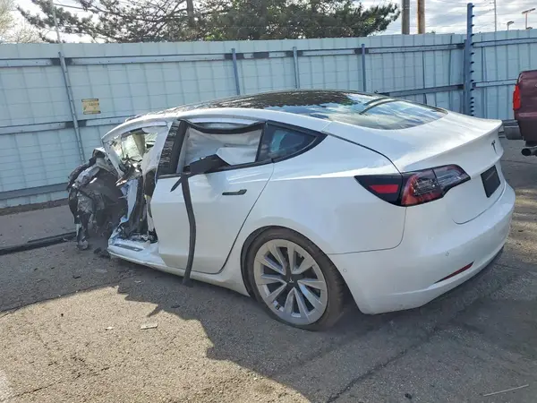 5YJ3E1EB5MF065254 2021 TESLA MODEL 3 - Image 2