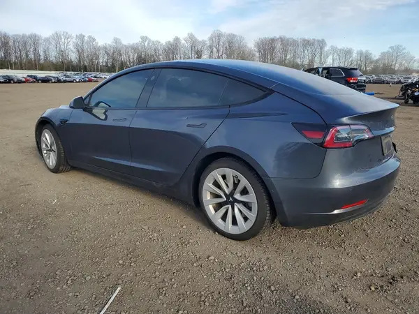 5YJ3E1EB5MF065383 2021 TESLA MODEL 3 - Image 2