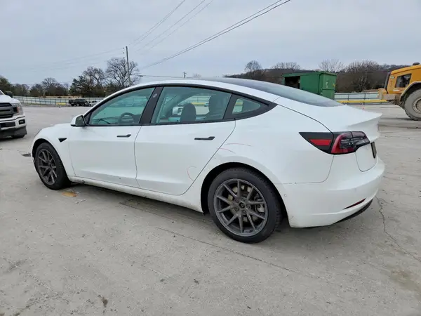 5YJ3E1EB5MF066176 2021 TESLA MODEL 3 - Image 2