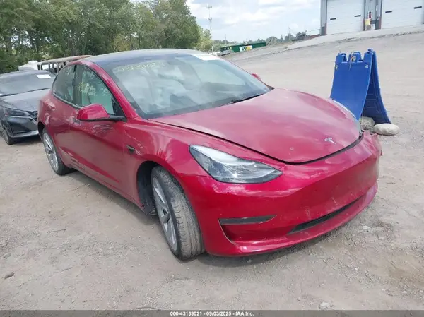 5YJ3E1EB5MF066954 2021 TESLA MODEL 3 - Image 1