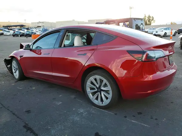 5YJ3E1EB5MF070275 2021 TESLA MODEL 3 - Image 2