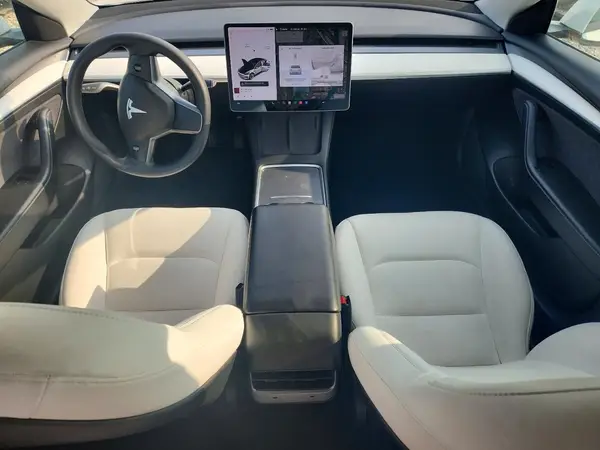 5YJ3E1EB5MF077565 2021 TESLA MODEL 3 - Image 8