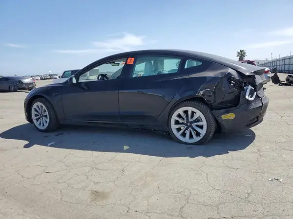 5YJ3E1EB5MF082975 2021 TESLA MODEL 3 - Image 2