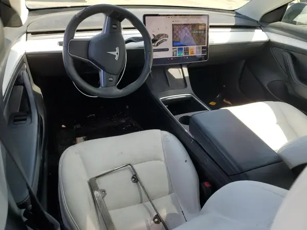5YJ3E1EB5MF082975 2021 TESLA MODEL 3 - Image 8