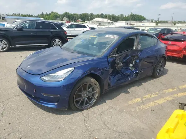 5YJ3E1EB5MF853256 2021 TESLA MODEL 3 - Image 1