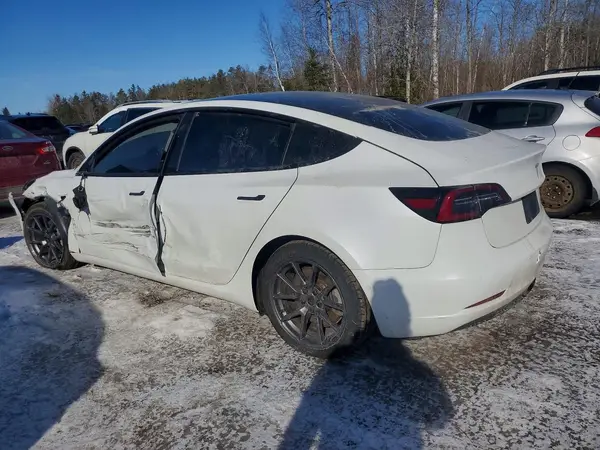 5YJ3E1EB5MF855783 2021 TESLA MODEL 3 - Image 2
