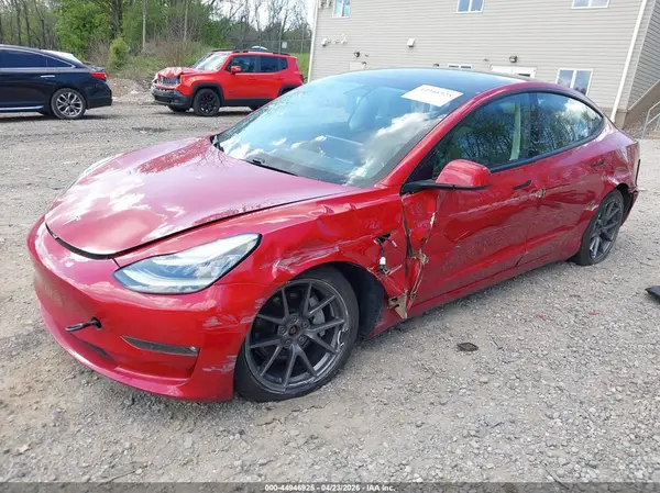 5YJ3E1EB5MF858912 2021 TESLA MODEL 3 - Image 2