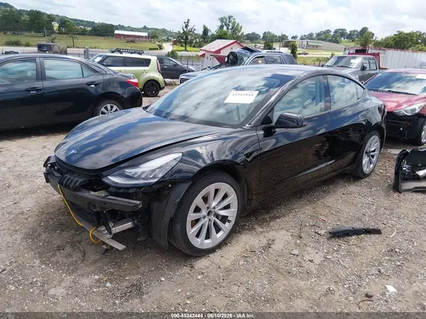 5YJ3E1EB5MF860398 2021 TESLA MODEL 3 - Image 2