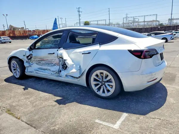 5YJ3E1EB5MF862457 2021 TESLA MODEL 3 - Image 2