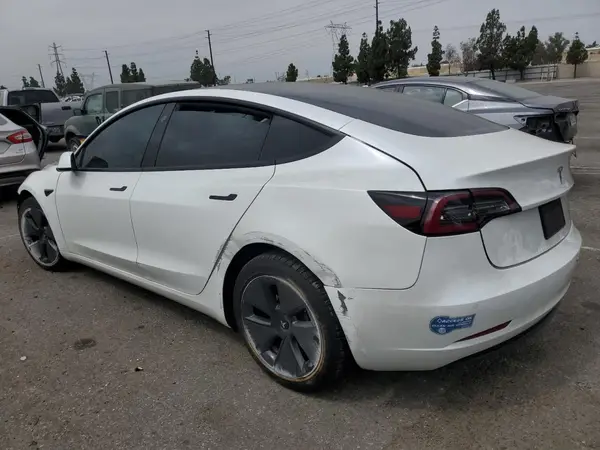 5YJ3E1EB5MF938100 2021 TESLA MODEL 3 - Image 2