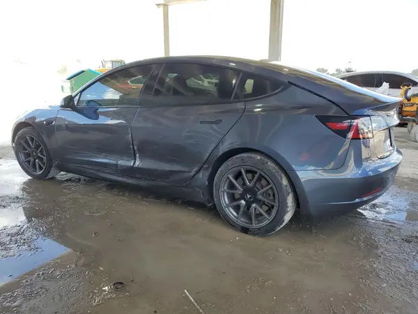 5YJ3E1EB5MF948111 2021 TESLA MODEL 3 - Image 2