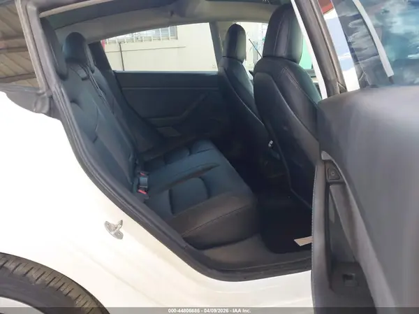 5YJ3E1EB5MF975129 2021 TESLA MODEL 3 - Image 8