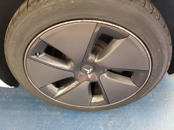 5YJ3E1EB5MF990410 2021 TESLA MODEL 3 - Image 2