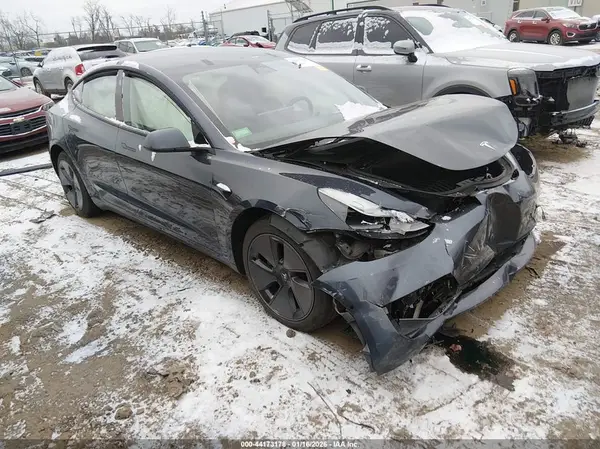5YJ3E1EB5MF993209 2021 TESLA MODEL 3 - Image 1