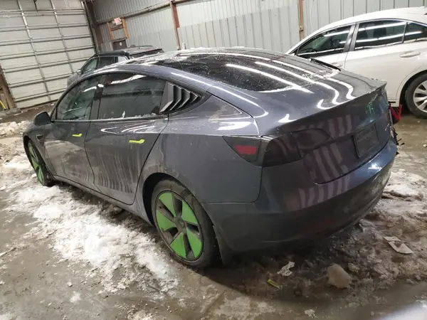 5YJ3E1EB5NF106046 2022 TESLA MODEL 3 - Image 2