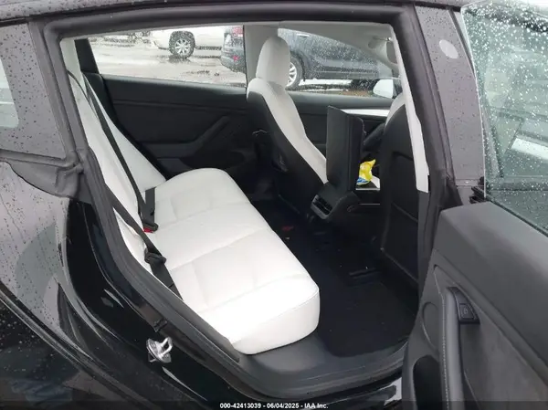 5YJ3E1EB5NF115555 2022 TESLA MODEL 3 - Image 8