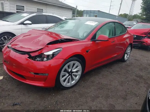 5YJ3E1EB5NF115720 2022 TESLA MODEL 3 - Image 2
