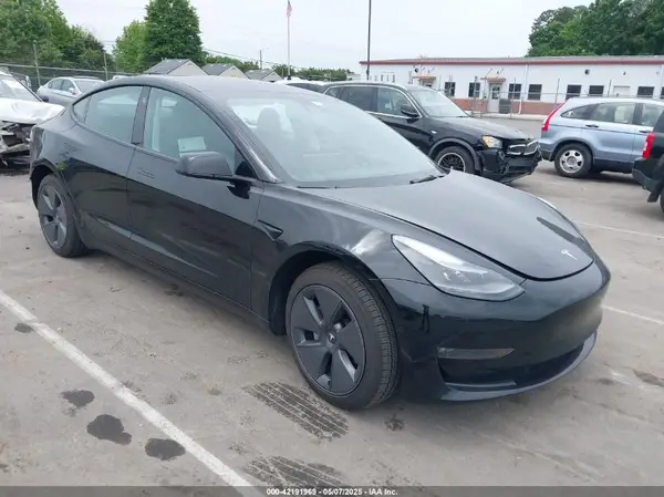 5YJ3E1EB5NF117192 2022 TESLA MODEL 3 - Image 1