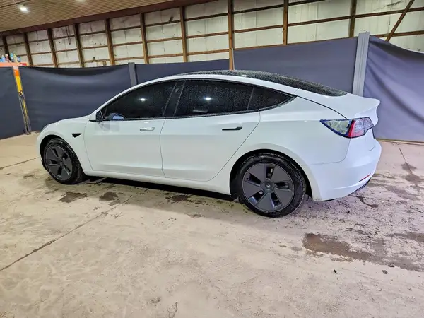 5YJ3E1EB5NF117595 2022 TESLA MODEL 3 - Image 2