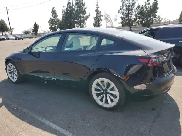5YJ3E1EB5NF130248 2022 TESLA MODEL 3 - Image 2
