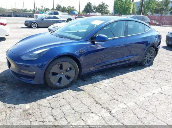 5YJ3E1EB5NF136311 2022 TESLA MODEL 3 - Image 2