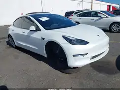 5YJ3E1EB5NF143565 2022 TESLA MODEL 3