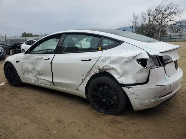 5YJ3E1EB5NF144165 2022 TESLA MODEL 3 - Image 2