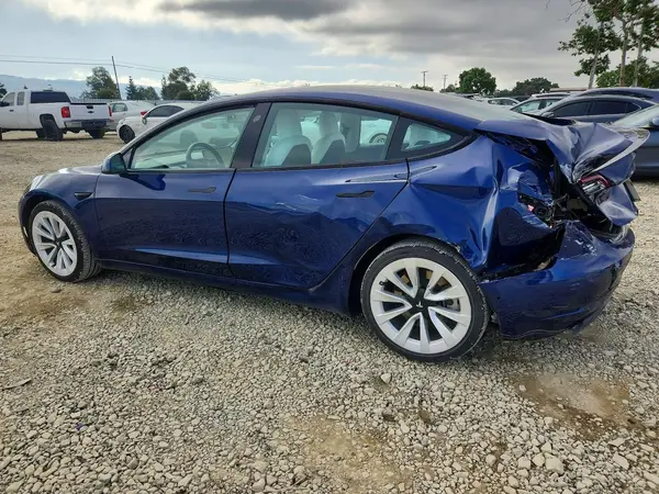 5YJ3E1EB5NF144232 2022 TESLA MODEL 3 - Image 2