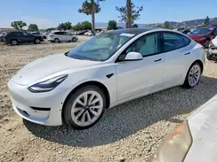 5YJ3E1EB5NF144473 2022 TESLA MODEL 3