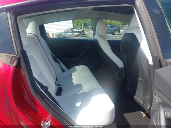 5YJ3E1EB5NF145221 2022 TESLA MODEL 3 - Image 8