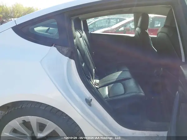 5YJ3E1EB5NF163511 2022 TESLA MODEL 3 - Image 8