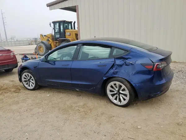 5YJ3E1EB5NF168529 2022 TESLA MODEL 3 - Image 2