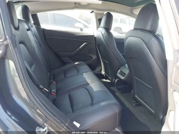 5YJ3E1EB5NF173066 2022 TESLA MODEL 3 - Image 8