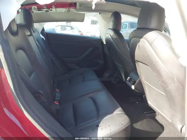 5YJ3E1EB5NF175500 2022 TESLA MODEL 3 - Image 8