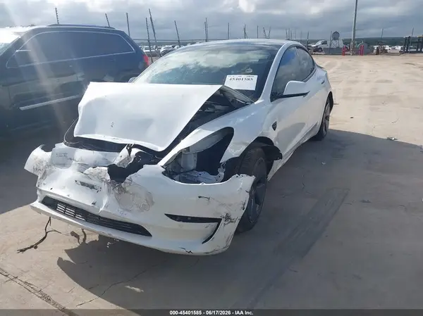 5YJ3E1EB5NF179112 2022 TESLA MODEL 3 - Image 2