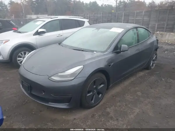 5YJ3E1EB5NF181927 2022 TESLA MODEL 3 - Image 2