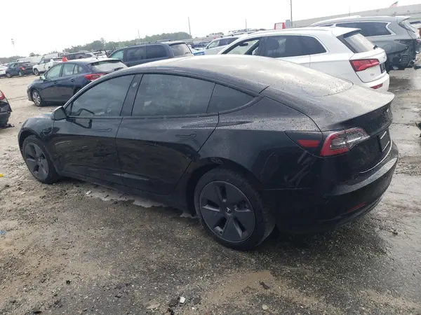5YJ3E1EB5NF182091 2022 TESLA MODEL 3 - Image 2