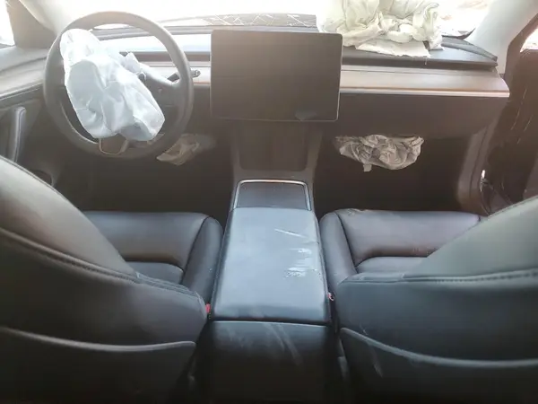 5YJ3E1EB5NF183256 2022 TESLA MODEL 3 - Image 8