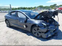 5YJ3E1EB5NF184147 2022 TESLA MODEL 3