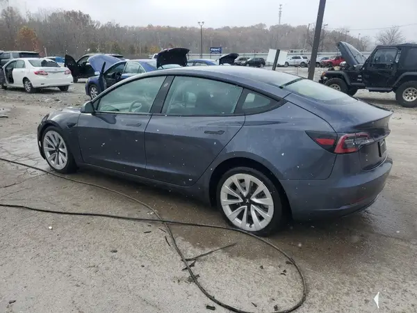 5YJ3E1EB5NF190451 2022 TESLA MODEL 3 - Image 2