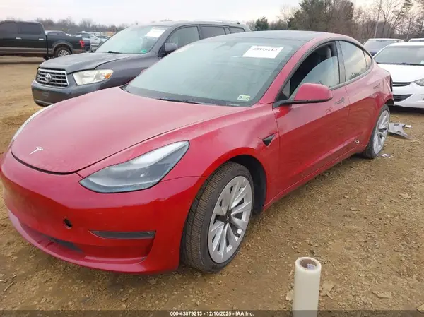 5YJ3E1EB5NF192345 2022 TESLA MODEL 3 - Image 2