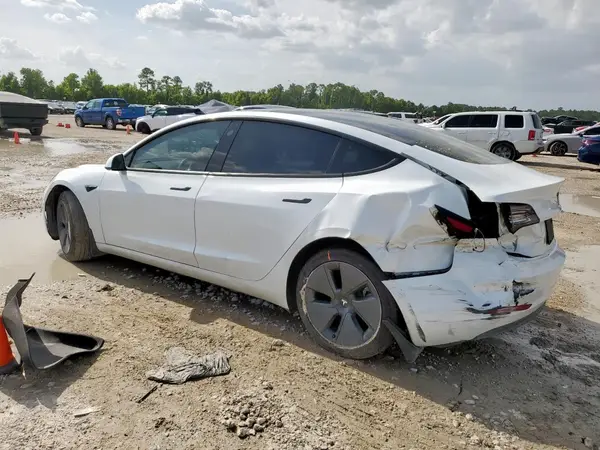 5YJ3E1EB5NF195536 2022 TESLA MODEL 3 - Image 2