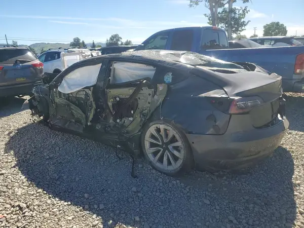 5YJ3E1EB5NF204834 2022 TESLA MODEL 3 - Image 2