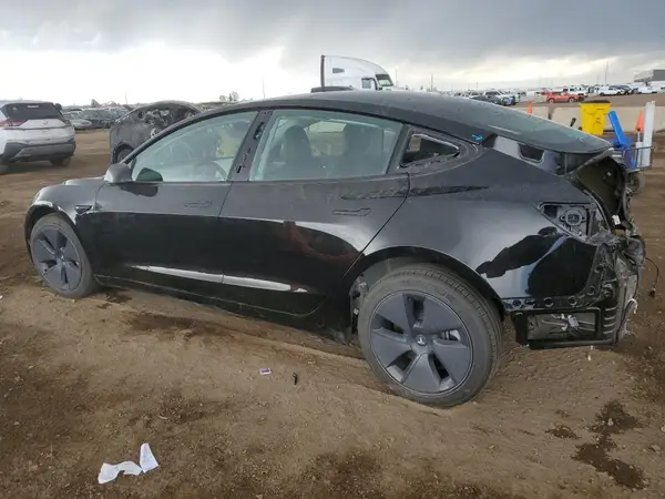 5YJ3E1EB5NF206051 2022 TESLA MODEL 3 - Image 2